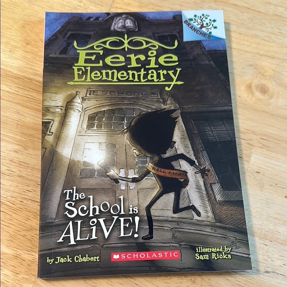 5/$10 Scholastic Eerie Elementary with‎ Green and Black Cover